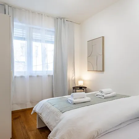 Castle Hideway Apartament